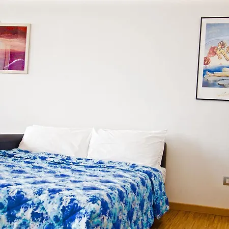 Charme House Stazione Hotell