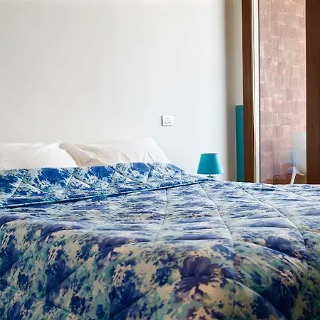 Charme House Stazione * Bolonia