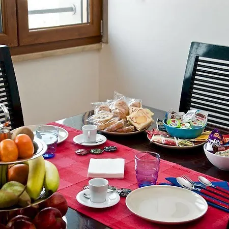 Hotel Charme House Stazione Bolonia